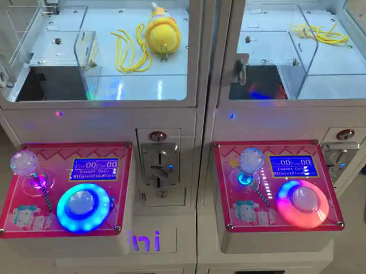 Миниатюрный игровой автомат-кр – обзор и цена Arcade Toy Vending Machine